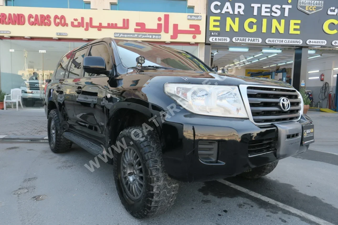 تويوتا  لاند كروزر  جي  2008  عادي  350,000 كم  6 سلندر  دفع رباعي  اس يو في  أسود