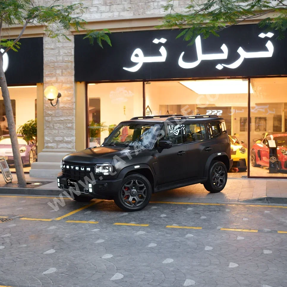 Jetour T2 Luxury Plus 2026 Automatic 0 Km 4 Cylinder Four Wheel Drive (4WD) SUV Black Matte With Warranty