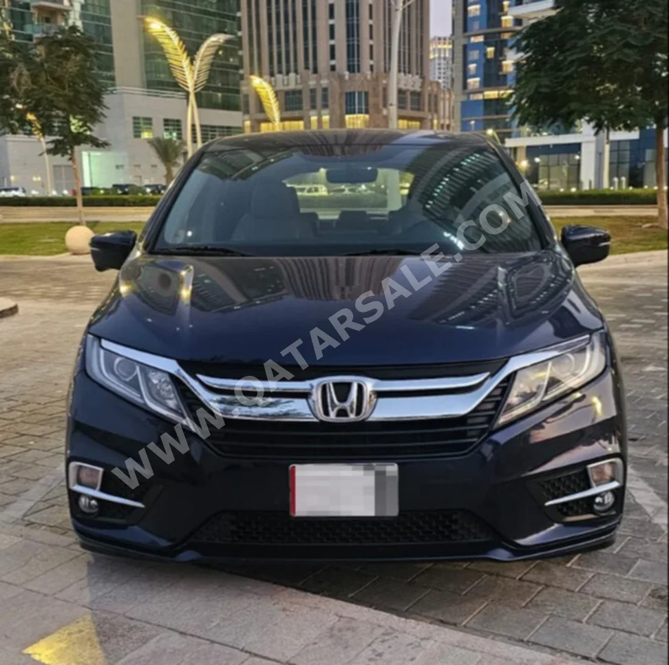 Honda Odyssey Touring 2020 Automatic 150,000 Km 6 Cylinder Front Wheel Drive (FWD) Van / Bus Blue