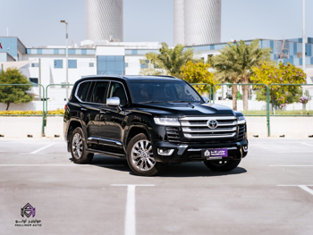 تويوتا  لاند كروزر  في اكس ار توين توربو  2023  اوتوماتيك  42,000 كم  6 سلندر  دفع رباعي  اس يو في  أسود  تحت الضمان