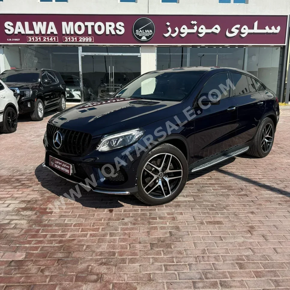 مرسيدس - بنز  جي ال اي  43 AMG  2019  اوتوماتيك  120,000 كم  8 سلندر  دفع رباعي  اس يو في  أسود