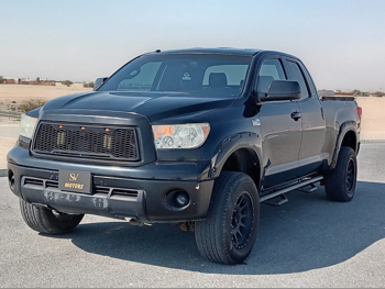 Toyota  Tundra  Limited  2012  Automatic  277,000 Km  8 Cylinder  Four Wheel Drive (4WD)  Pick Up  Black