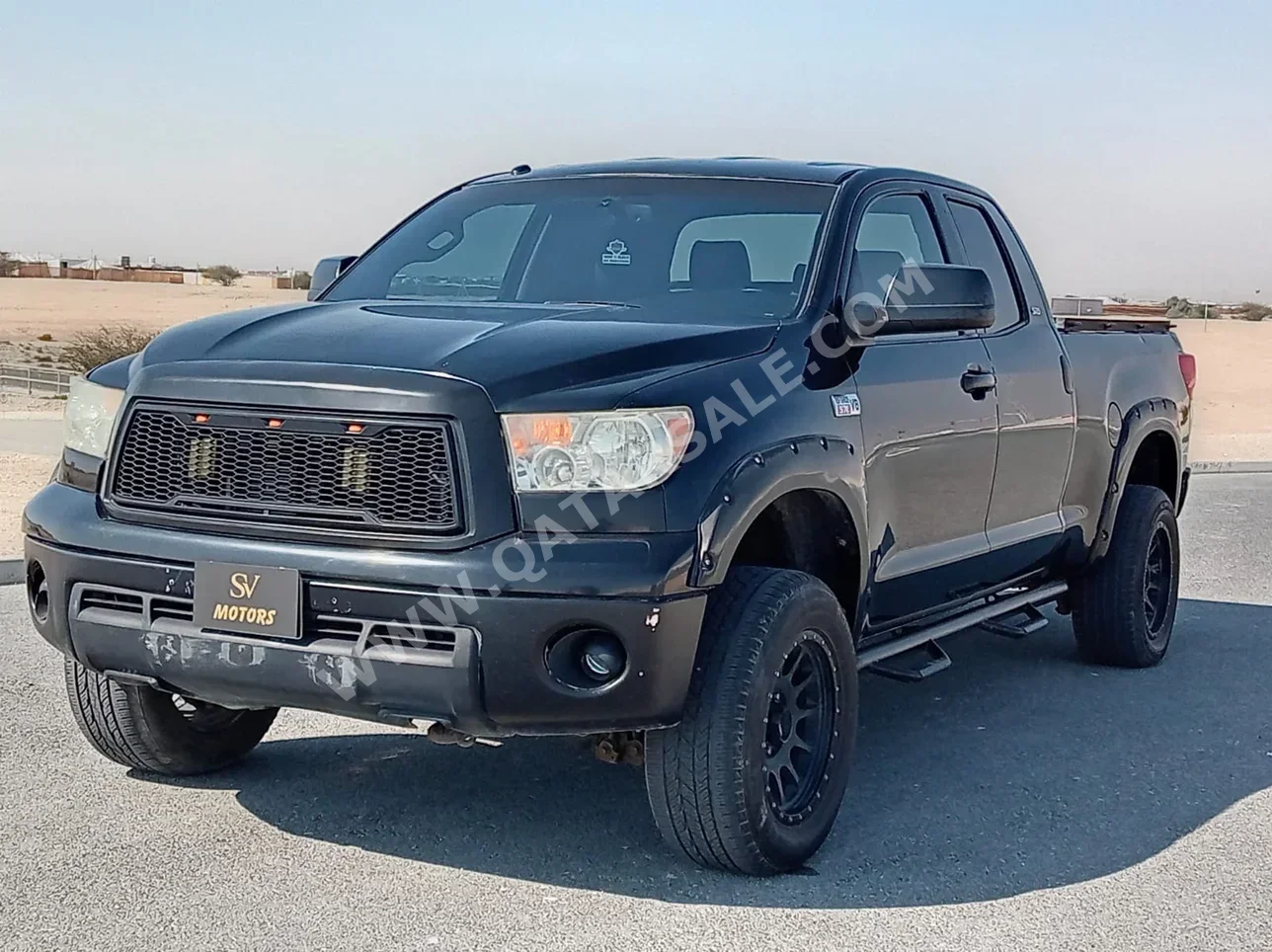 تويوتا تندرا لمتيد 2012 اوتوماتيك 277,000 كم 8 سلندر دفع رباعي بيكب أسود