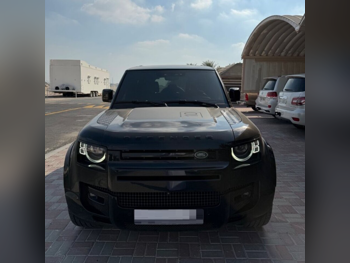 Land Rover  Defender  110 HSE  2023  Automatic  48,500 Km  6 Cylinder  Four Wheel Drive (4WD)  SUV  Black  With Warranty
