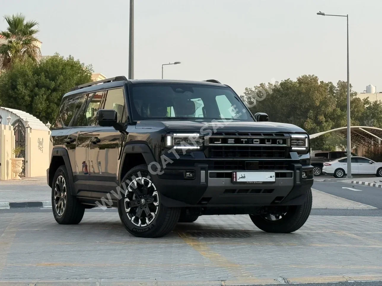 Jetour G700 Flagship 2026 Automatic 0 Km 4 Cylinder Four Wheel Drive (4WD) SUV Black With Warranty