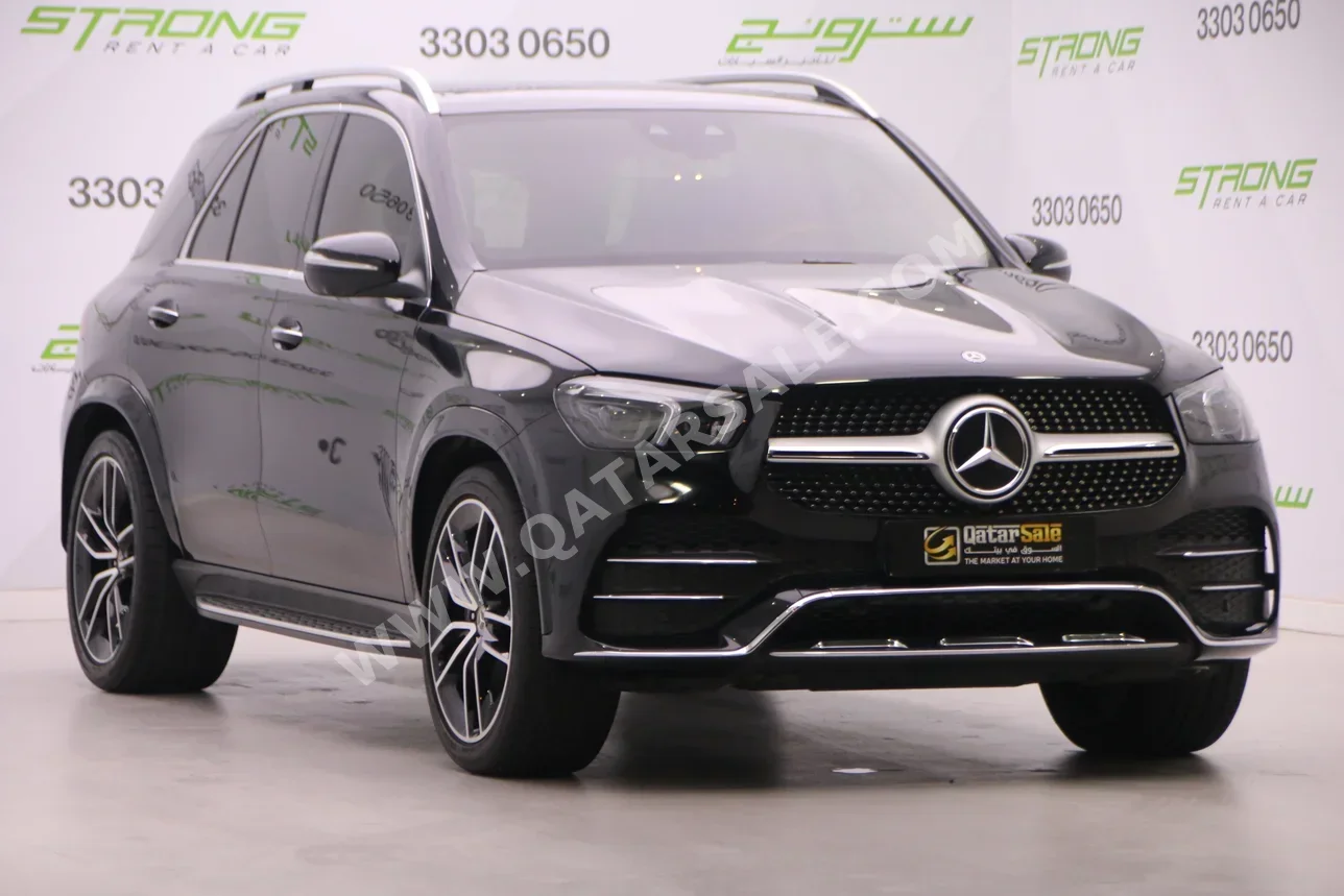 مرسيدس - بنز  جي ال اي  450  2020  اوتوماتيك  110,000 كم  6 سلندر  دفع رباعي  اس يو في  أسود