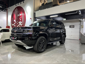 BYD  Leopard 5  Ultra 5  2025  Automatic  4,000 Km  4 Cylinder  Four Wheel Drive (4WD)  SUV  Black  With Warranty