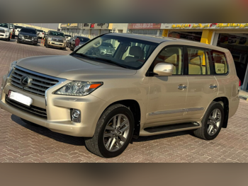 لكزس  ال اكس  570  2014  اوتوماتيك  250,000 كم  8 سلندر  دفع رباعي  اس يو في  ذهبي