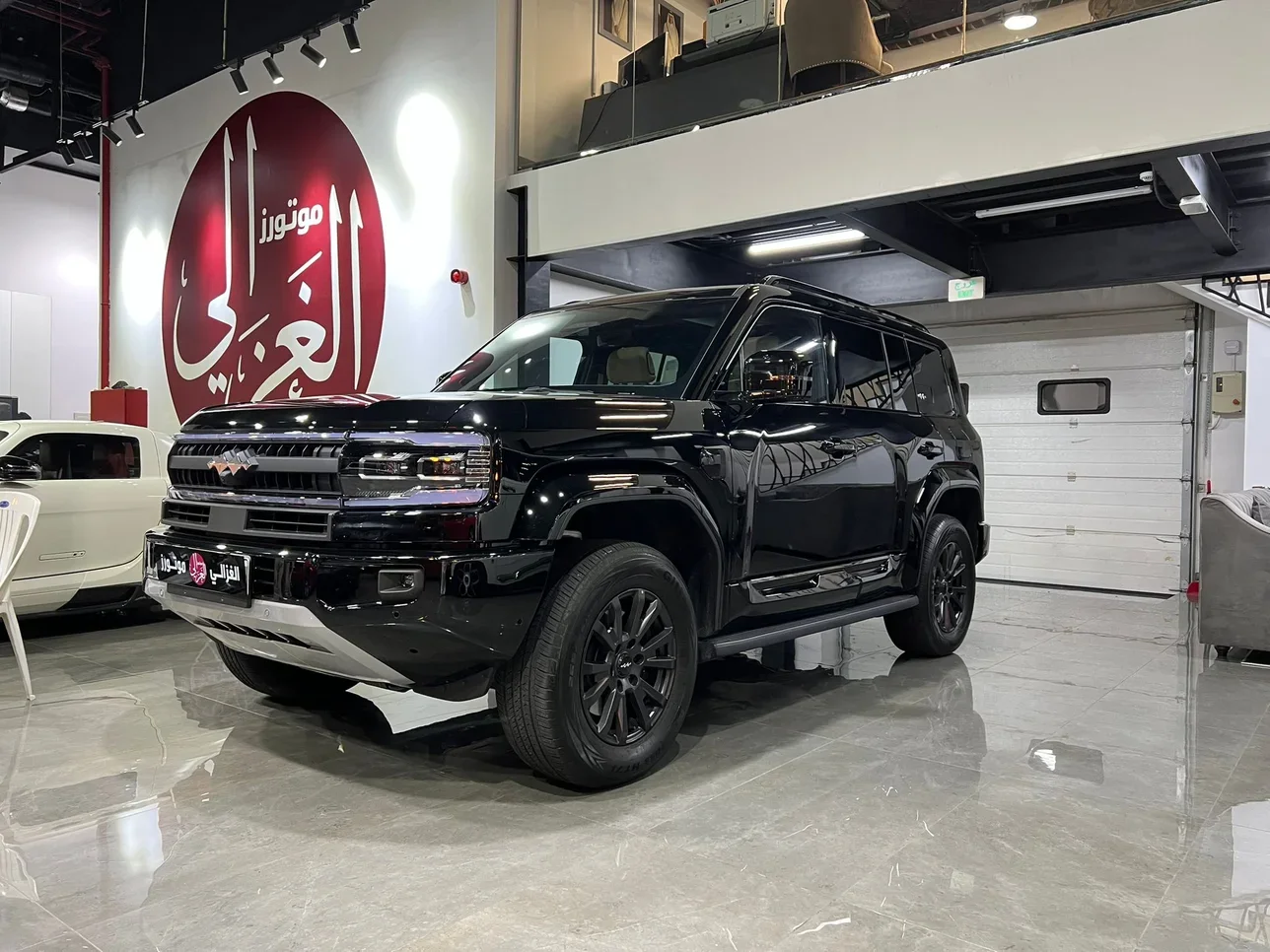 بي واي دي ليوبيرد 5 الترا 5 2025 اوتوماتيك 4,000 كم 4 سلندر دفع رباعي اس يو في أسود تحت الضمان