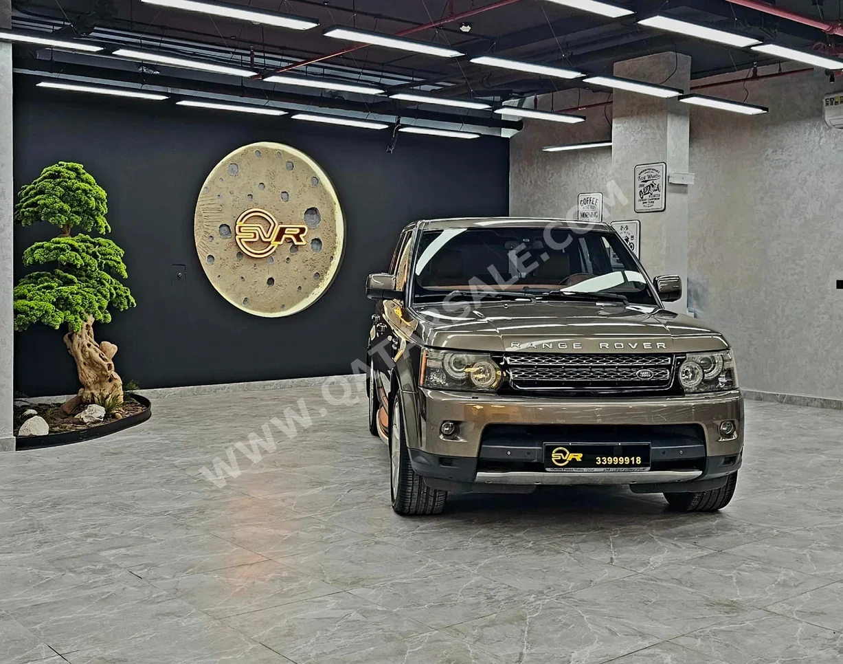 لاند روفر  رنج روفر  سبورت  2012  اوتوماتيك  125,000 كم  8 سلندر  دفع رباعي  اس يو في  بني