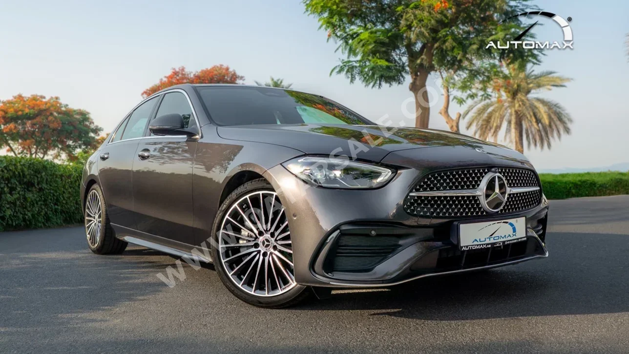 مرسيدس - بنز  سي - كلاس  200 اي ام جي  2026  اوتوماتيك  0 كم  4 سلندر  دفع خلفي  سيدان  رمادي  تحت الضمان