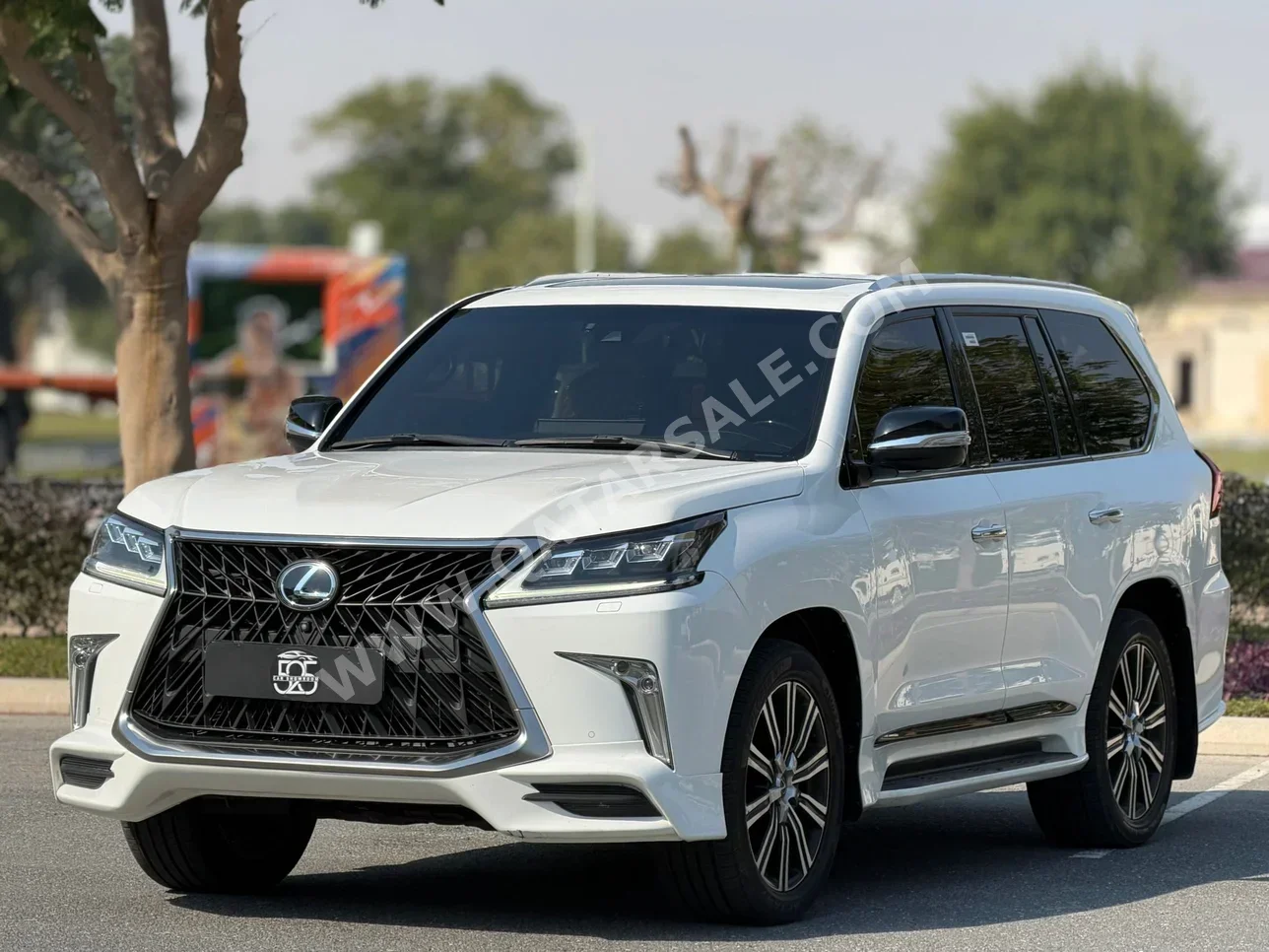 لكزس  ال اكس  570 اس  2017  اوتوماتيك  132,000 كم  8 سلندر  دفع رباعي  اس يو في  أبيض
