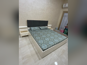 أطقم غرف نوم - طقم مكون من 4 قطع  - أبيض