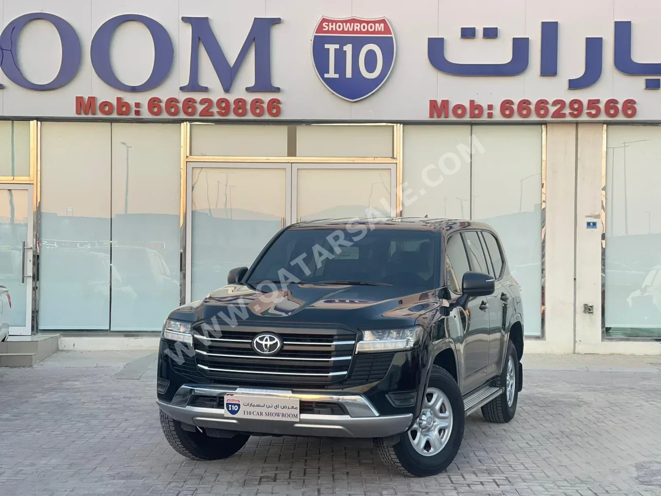 تويوتا  لاند كروزر  جي اكس  2024  اوتوماتيك  25,000 كم  6 سلندر  دفع رباعي  اس يو في  أسود  تحت الضمان
