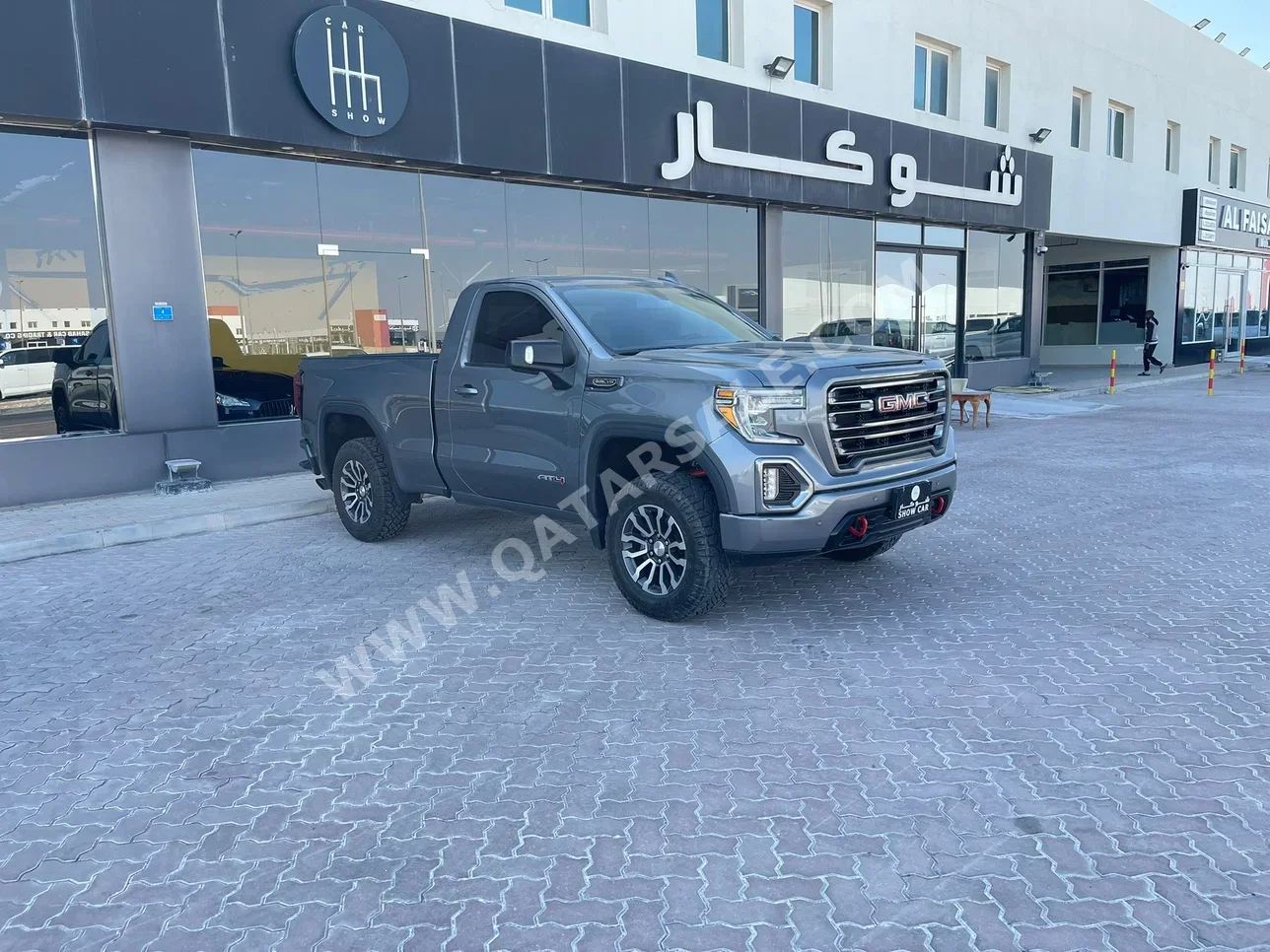 جي ام سي  سييرا  اي تي 4  2021  اوتوماتيك  102,000 كم  8 سلندر  دفع رباعي  بيكب  رمادي