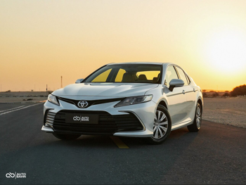 تويوتا  كامري  أل اي  2023  اوتوماتيك  36,000 كم  4 سلندر  سحب امامي  سيدان  أبيض  تحت الضمان