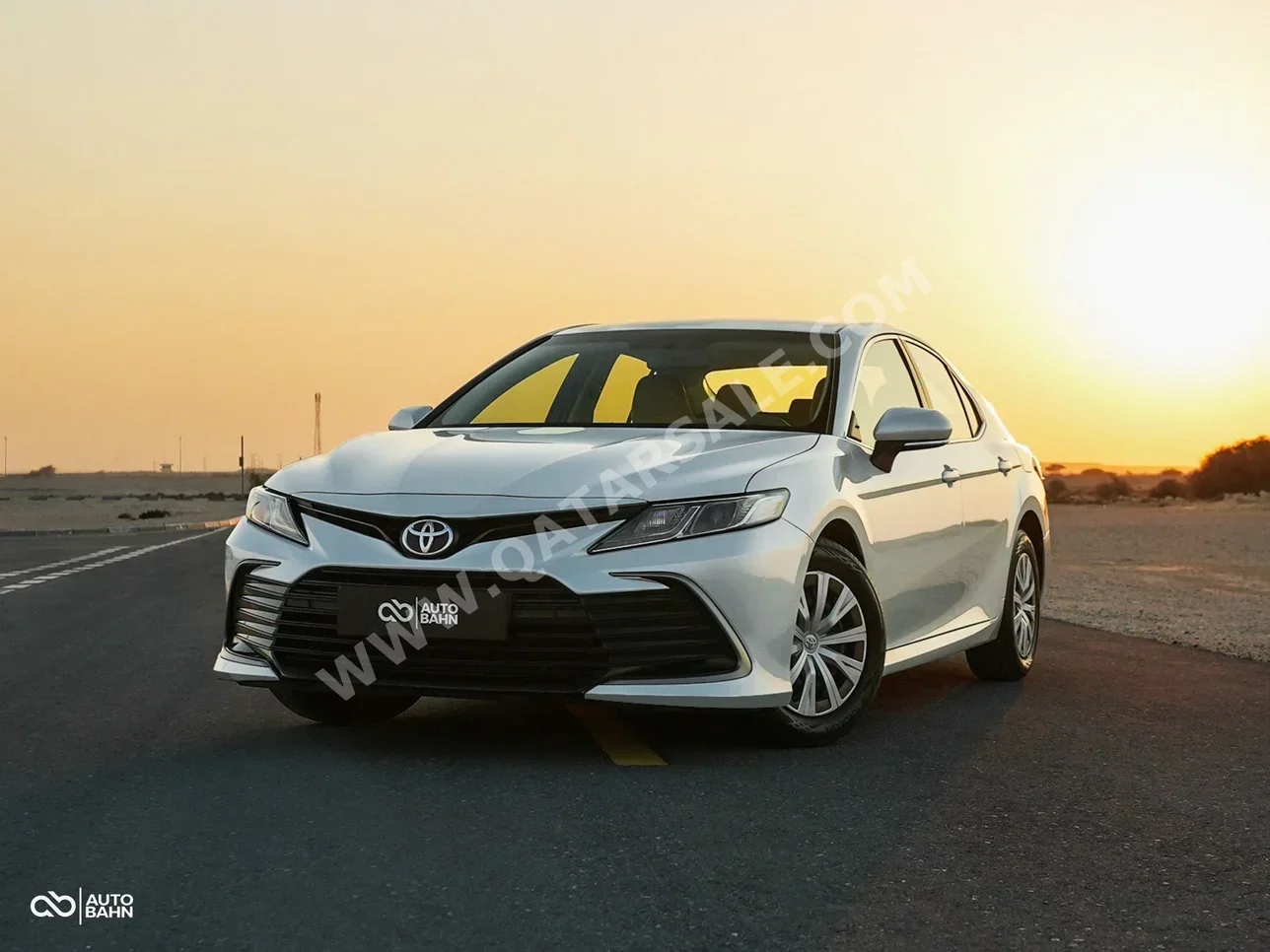 تويوتا  كامري  أل اي  2023  اوتوماتيك  36,000 كم  4 سلندر  سحب امامي  سيدان  أبيض  تحت الضمان