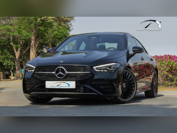 مرسيدس - بنز  سي ال ايه  200  2026  اوتوماتيك  0 كم  4 سلندر  سحب امامي  سيدان  أسود  تحت الضمان