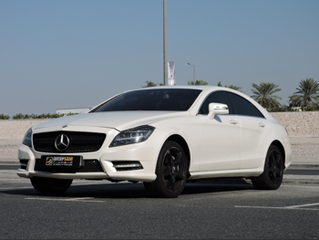 Mercedes-Benz  CLS  500  2013  Automatic  200,000 Km  8 Cylinder  Rear Wheel Drive (RWD)  Sedan  White