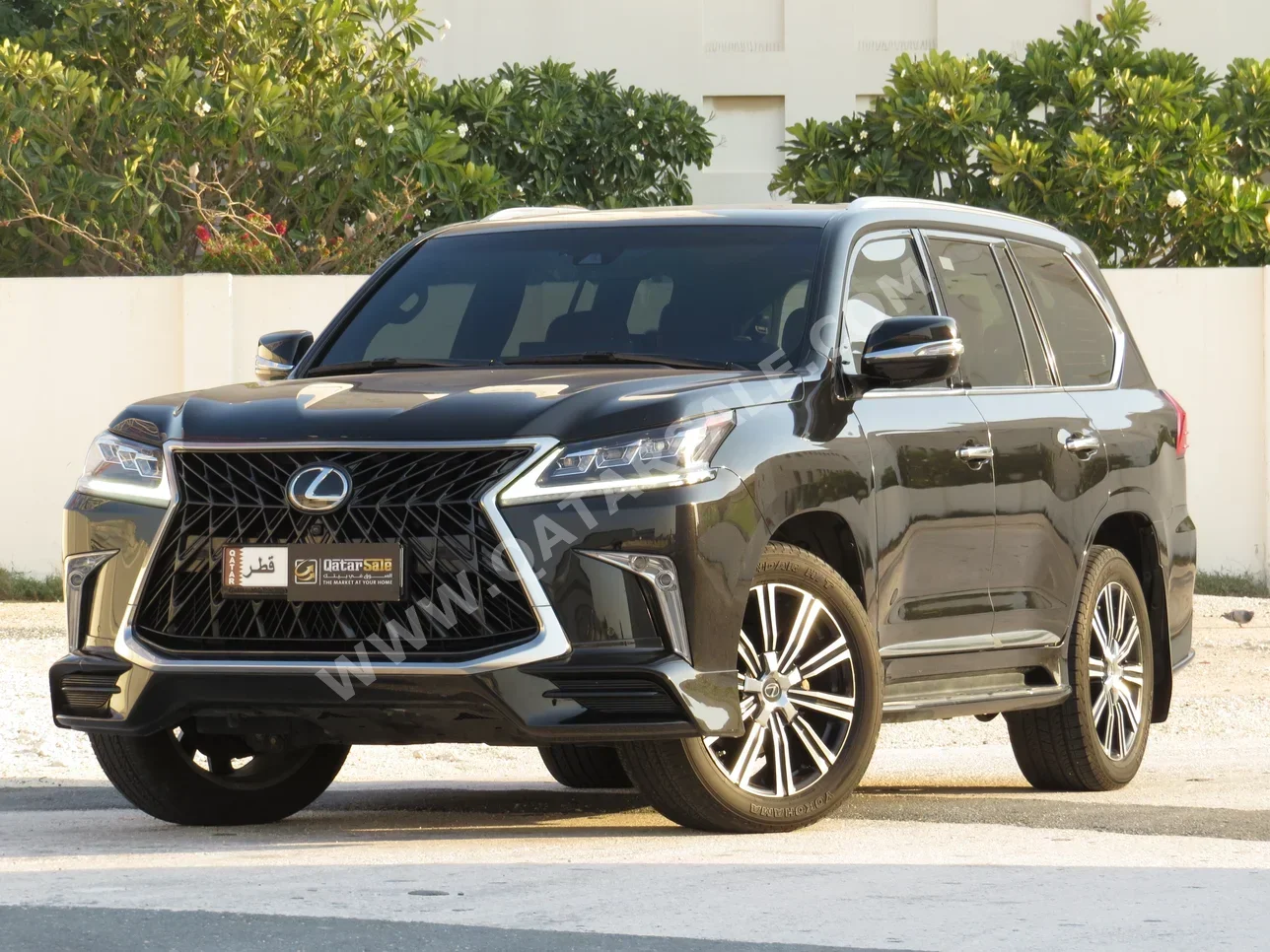 لكزس  ال اكس  570  2019  اوتوماتيك  67,000 كم  8 سلندر  دفع رباعي  اس يو في  أسود  تحت الضمان