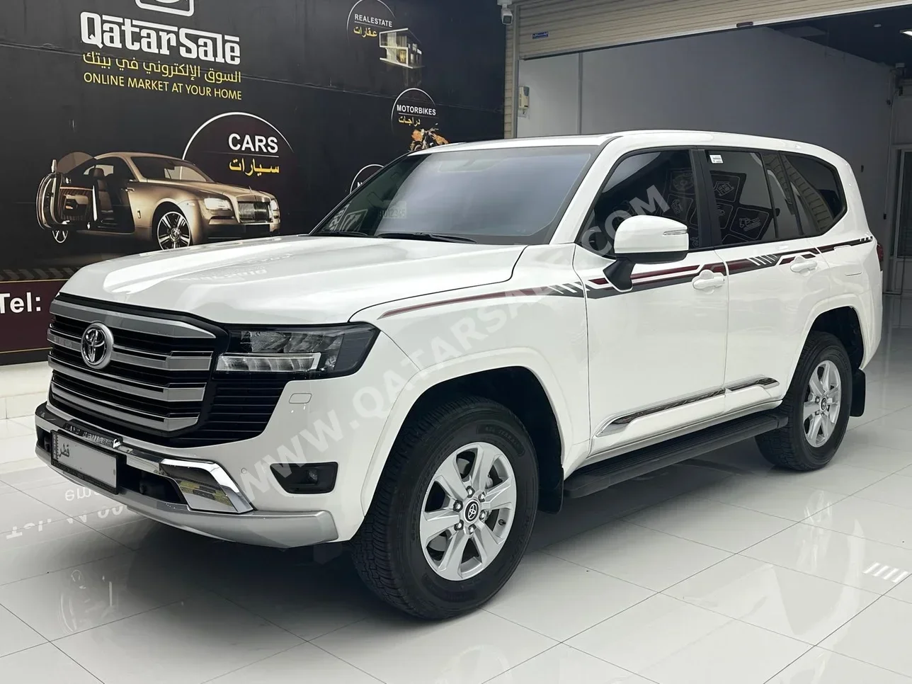 تويوتا  لاند كروزر  جي اكس ار  2025  اوتوماتيك  12,500 كم  6 سلندر  دفع رباعي  اس يو في  أبيض  تحت الضمان