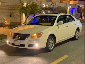 Toyota  Avalon  Limited  2007  Automatic  82,000 Km  6 Cylinder  Front Wheel Drive (FWD)  Sedan  White