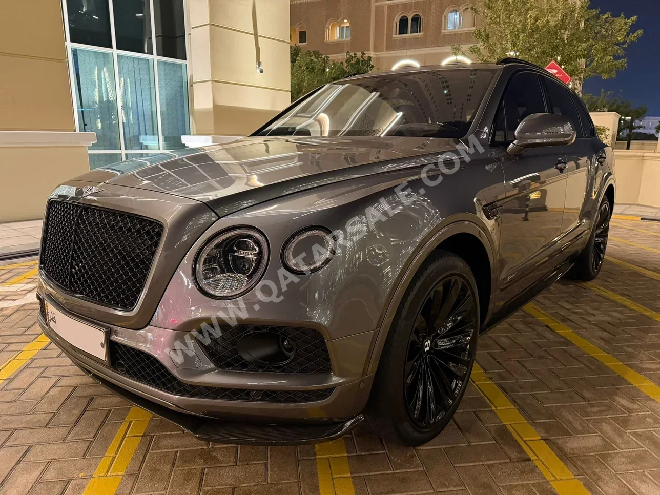 بنتلي بينتايجا سبيد 2020 اوتوماتيك 65,000 كم 12 سلندر دفع رباعي اس يو في رمادي