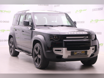 لاند روفر  ديفيندر  110 اس اي  2023  اوتوماتيك  90,000 كم  4 سلندر  دفع رباعي  اس يو في  أسود  تحت الضمان