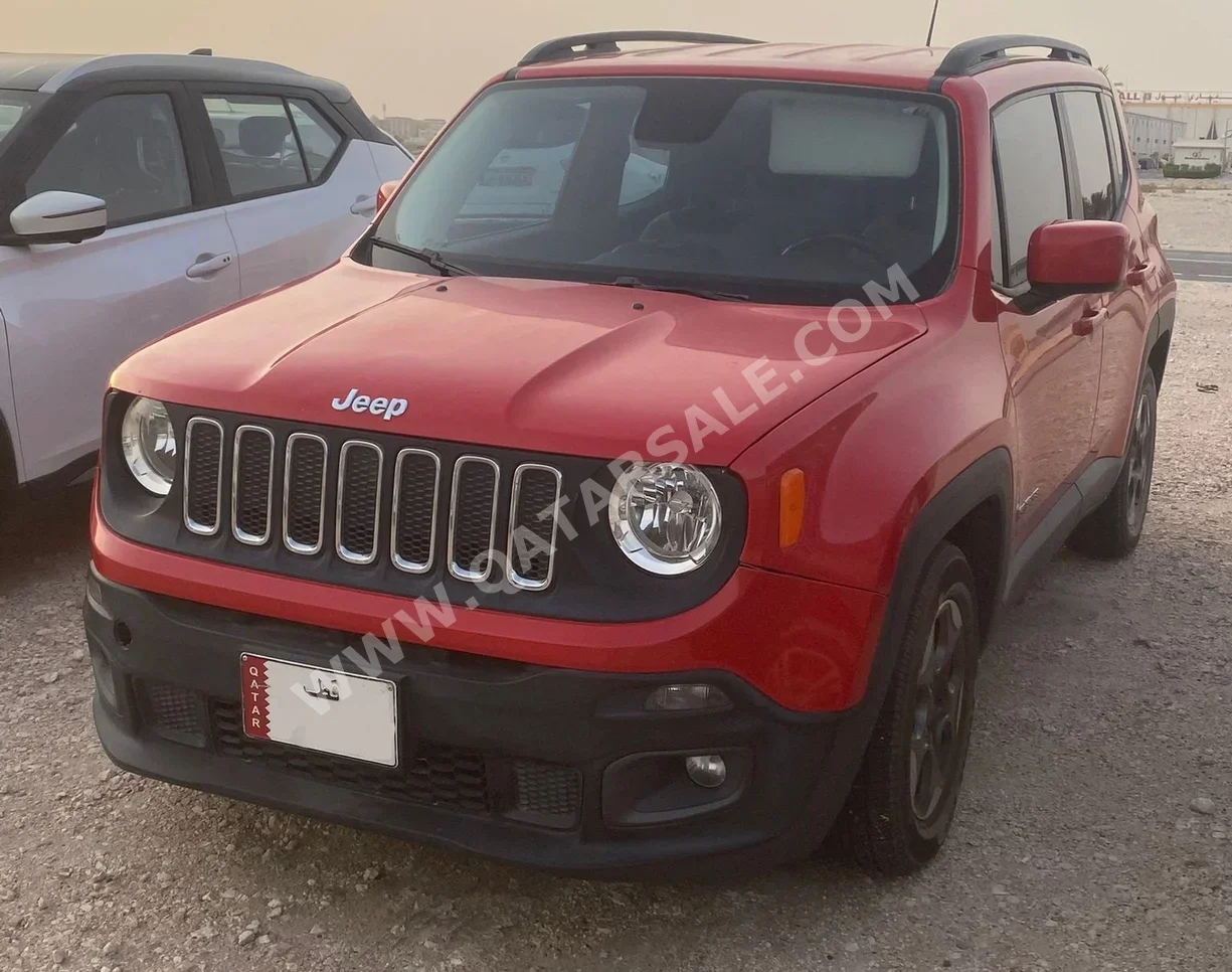 جييب رينيغاد لونغتيود 2016 اوتوماتيك 112,000 كم 4 سلندر دفع رباعي اس يو في أحمر