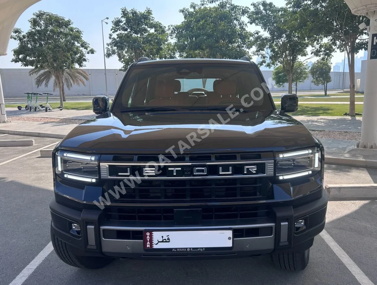 Jetour  G700  luxury  2026  Automatic  1,090 Km  4 Cylinder  Four Wheel Drive (4WD)  SUV  Black  With Warranty