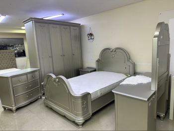 أطقم غرف نوم - هوم سينتر  - طقم مكون من 6 قطع  - متعدد الألوان