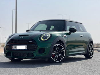 ميني  كوبر  ووركس  2021  اوتوماتيك  71,000 كم  4 سلندر  دفع خلفي  هاتشباك  أخضر