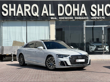 اودي  أي 8  ال 55 تي اف اس اي  2024  اوتوماتيك  2,000 كم  6 سلندر  دفع خلفي  سيدان  أبيض  تحت الضمان