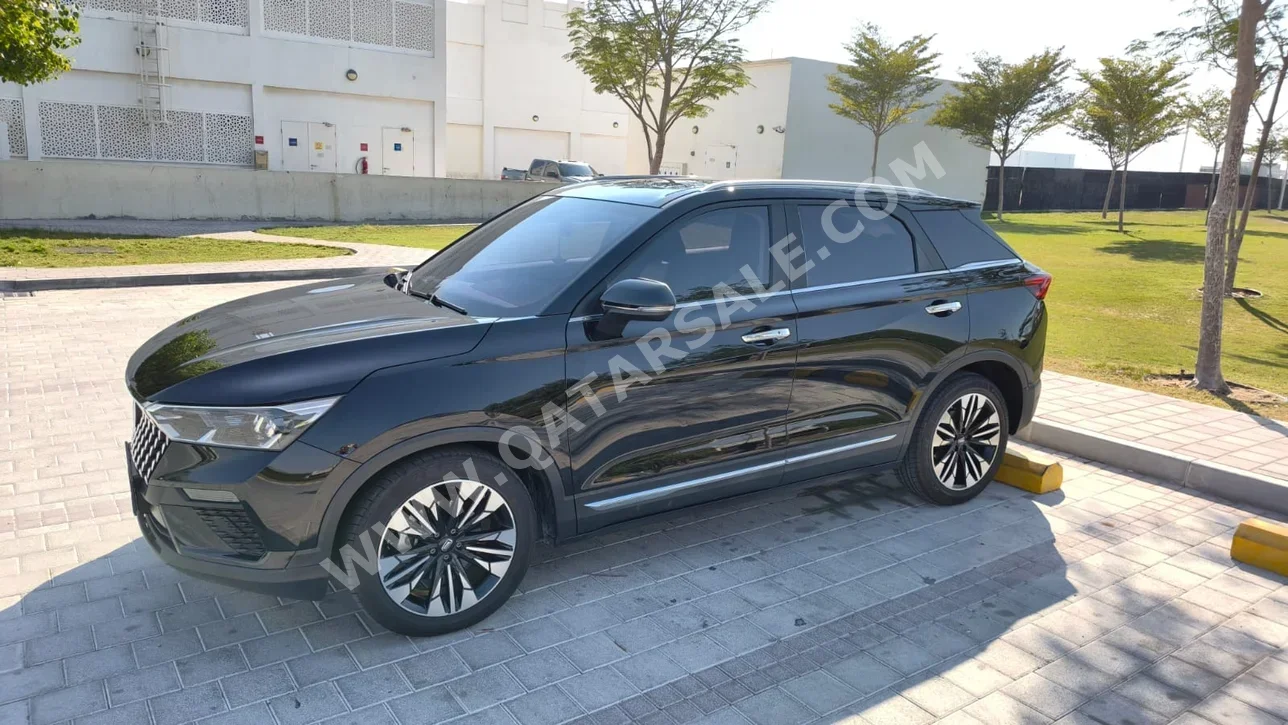 Bestune  T77  2023  Automatic  56,300 Km  4 Cylinder  Front Wheel Drive (FWD)  SUV  Black