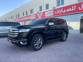 تويوتا  لاند كروزر  في اكس ار توين توربو  2022  اوتوماتيك  138,000 كم  6 سلندر  دفع رباعي  اس يو في  أسود