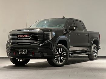 جي ام سي  سييرا  اي تي 4  2024  اوتوماتيك  38,300 كم  8 سلندر  دفع رباعي  بيكب  أسود  تحت الضمان