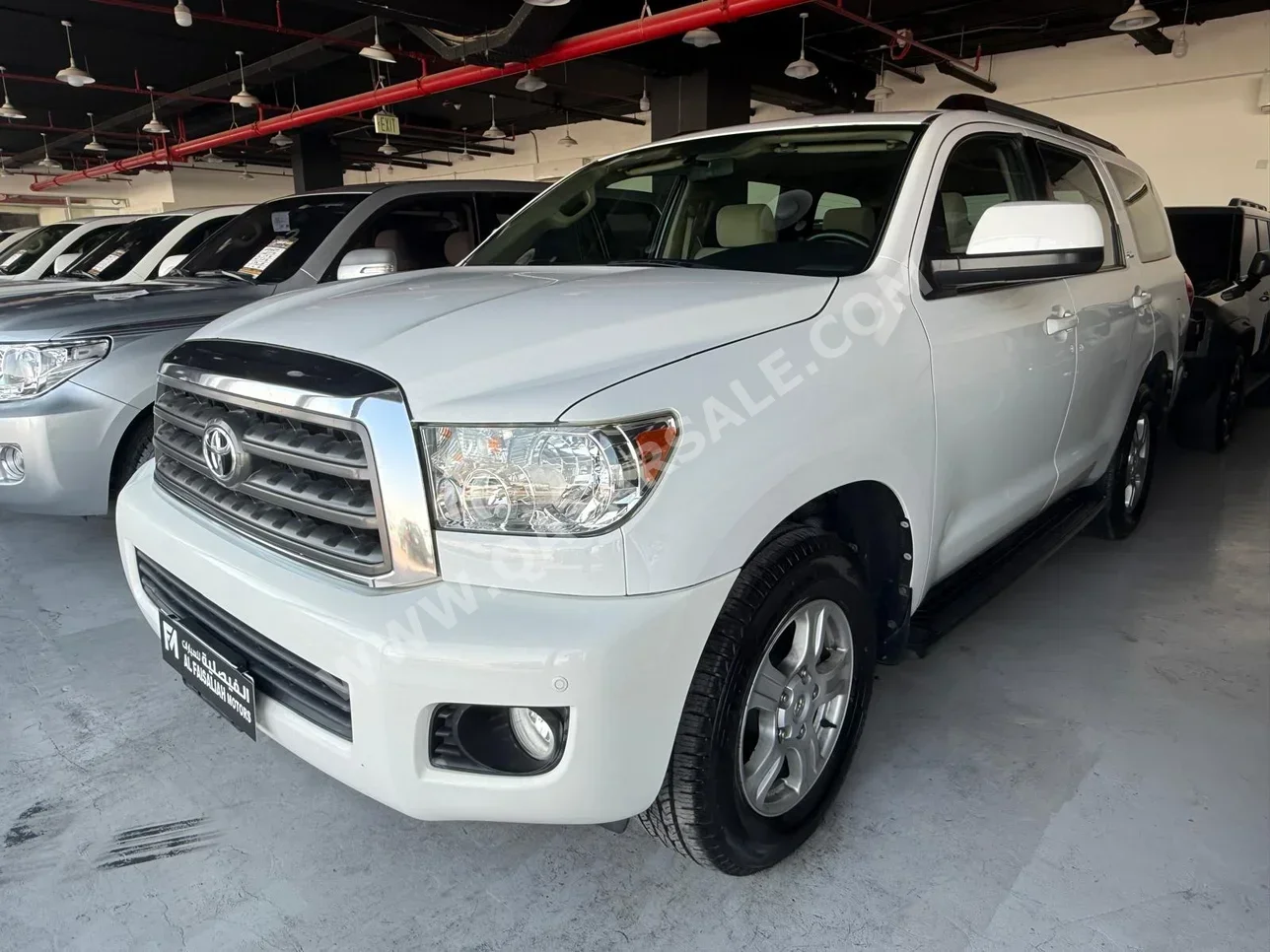 تويوتا  سكويا  اس ار 5  2015  اوتوماتيك  191,000 كم  8 سلندر  دفع رباعي  اس يو في  أبيض