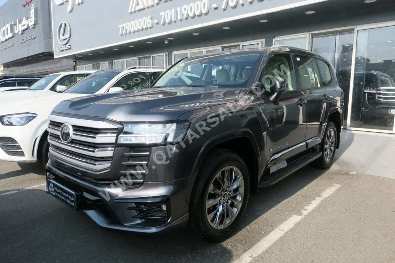 تويوتا لاند كروزر جي اكس ار 2025 اوتوماتيك 0 كم 6 سلندر دفع رباعي اس يو في رمادي تحت الضمان