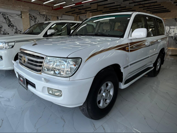 Toyota  Land Cruiser  GXR  2007  Automatic  396,000 Km  6 Cylinder  Four Wheel Drive (4WD)  SUV  White