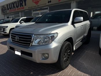 Toyota  Land Cruiser  G  2012  Automatic  186,000 Km  6 Cylinder  Four Wheel Drive (4WD)  SUV  Silver