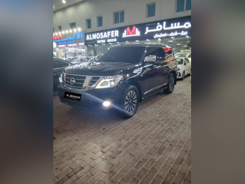 نيسان  باترول  بلاتنيوم  2014  اوتوماتيك  250,000 كم  8 سلندر  دفع رباعي  اس يو في  أسود