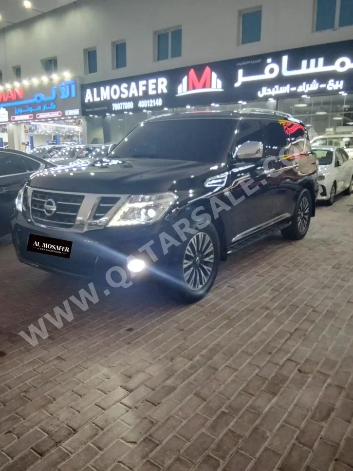 نيسان باترول بلاتنيوم 2014 اوتوماتيك 250,000 كم 8 سلندر دفع رباعي اس يو في أسود