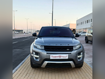 لاند روفر  أيفوك  داينمك  2015  اوتوماتيك  165,000 كم  4 سلندر  دفع رباعي  اس يو في  رمادي