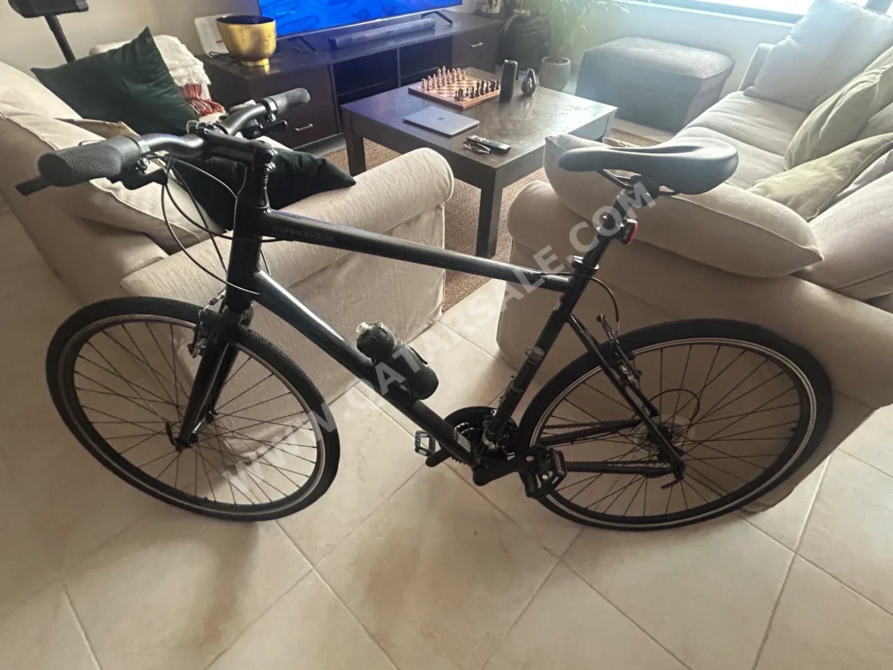 Hybrid Bicycle  - Cannondale  - X-Large (21-22 inch)  - Black