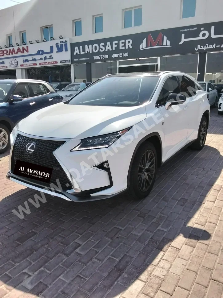 لكزس ار اكس 350 اف سبورت 2017 اوتوماتيك 149,000 كم 6 سلندر دفع رباعي اس يو في أبيض
