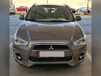 متسوبيشي  اي اس اكس  2015  اوتوماتيك  10 كم  4 سلندر  دفع رباعي  اس يو في  فضي