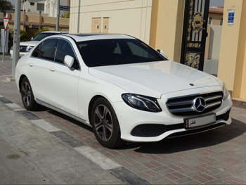 Mercedes-Benz E-Class 200 2020 Automatic 83,000 Km 4 Cylinder Rear Wheel Drive (RWD) Sedan White