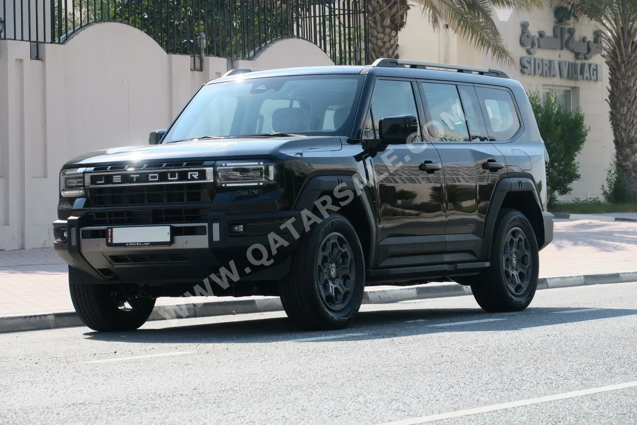 جيتور  جي 700  لاكجري  2026  اوتوماتيك  0 كم  4 سلندر  دفع رباعي  اس يو في  أسود  تحت الضمان