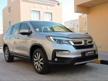 هوندا  بايلوت  2022  اوتوماتيك  59,000 كم  6 سلندر  دفع رباعي  اس يو في  رمادي