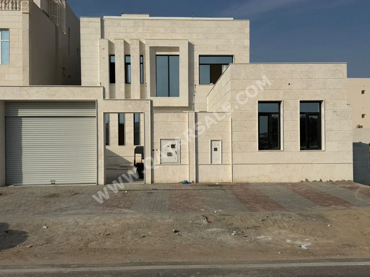 Family Residential  - Not Furnished  - Al Daayen  - Umm Qarn  - 8 Bedrooms